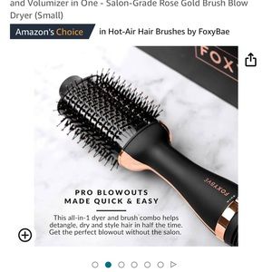Foxybae professional blowout brush